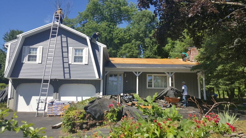 Roof installation in Salem NH